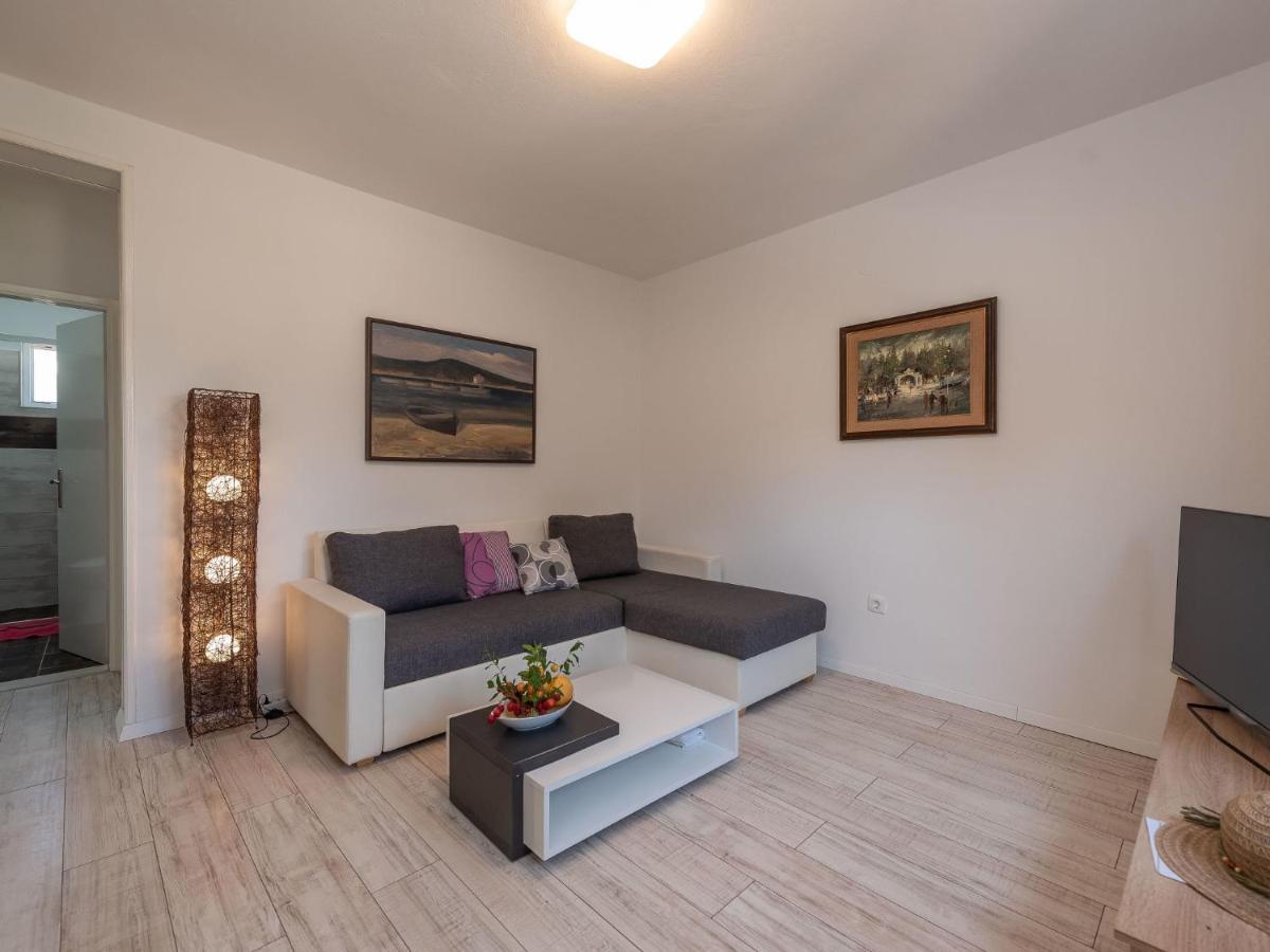 Pridraga Holiday Home Milka By Interhome מראה חיצוני תמונה